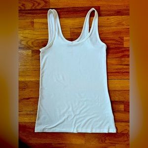 NWOT White comfy tank . Bonus : free canvas reusable bag